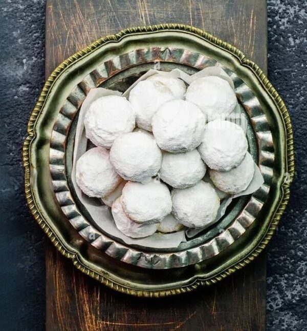 Kahk (Egyptian Cookies)